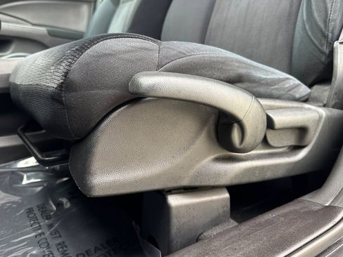 Used 2014 Honda CR-V LX image 14