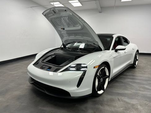 Used 2020 Porsche Taycan 4S image 62