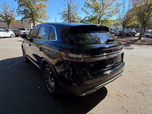 Used 2022 Lincoln Nautilus Reserve w/ Equipment Group 201A image 6