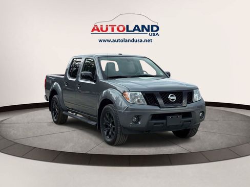 Used 2018 Nissan Frontier SV w/ Value Truck Package AWD/4WD image 2