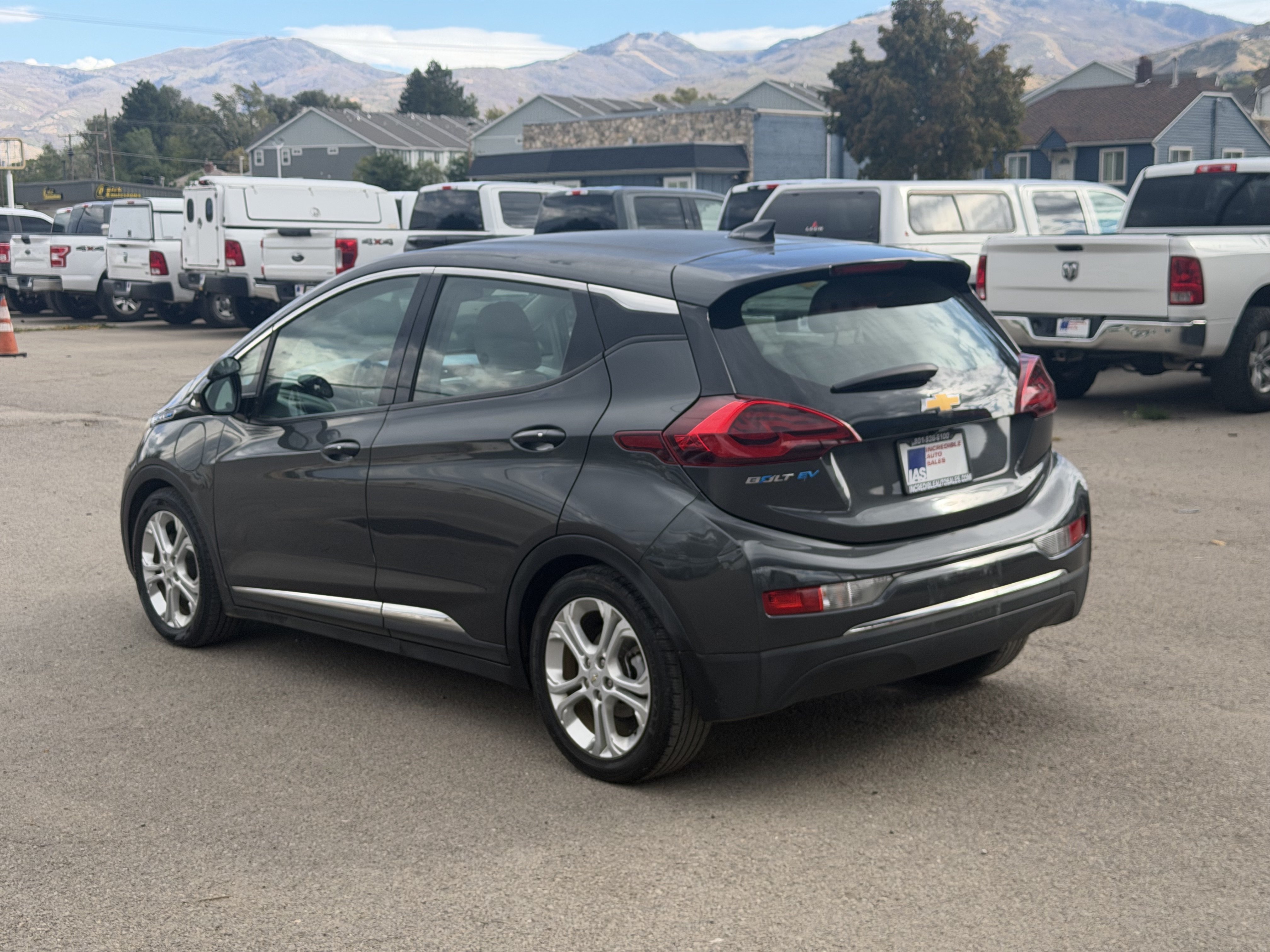 Used 2017 Chevrolet Bolt LT FWD image 4