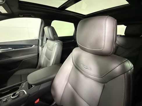 New 2026 Cadillac XT5 Premium Luxury image 14