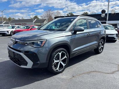 Used 2025 Volkswagen Taos SEL