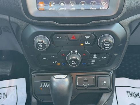 Used 2021 Jeep Renegade Trailhawk w/ Sun & Sound Group image 22