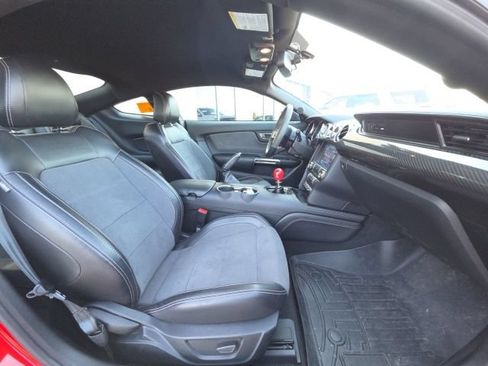 Used 2020 Ford Mustang Shelby GT350 w/ Technology Package RWD image 6
