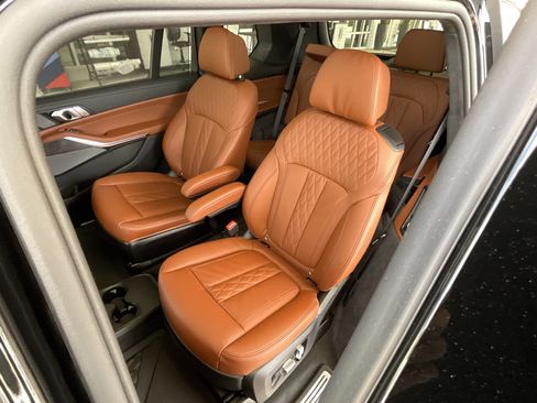 New 2027 BMW X7 M60i AWD/4WD image 27