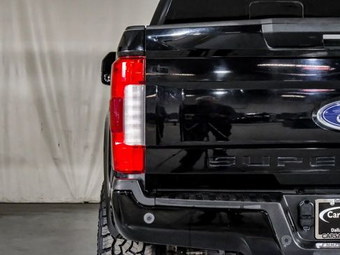 Used 2019 Ford F250 Lariat w/ Lariat Ultimate Package image 42