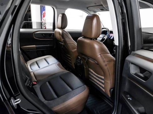 Used 2022 Ford Bronco Sport Outer Banks w/ Tech Package AWD/4WD image 33