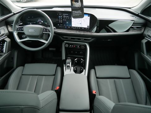 New 2025 Audi Q5 Premium Plus image 10