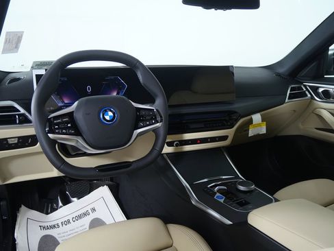 New 2026 BMW i4 eDrive40 RWD image 17