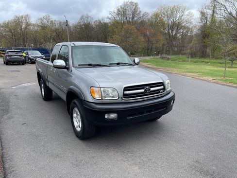 Used 2002 Toyota Tundra SR5 image 1