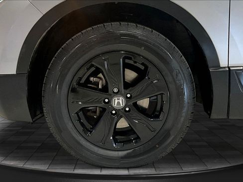 Used 2018 Honda CR-V LX image 32