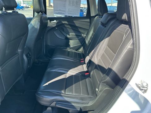 Certified 2018 Ford Escape SEL image 9