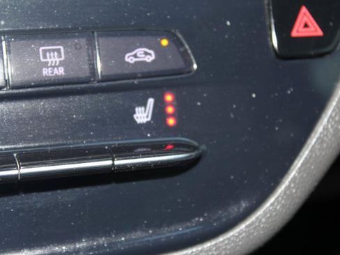 Used 2024 Buick Envista Avenir FWD image 37