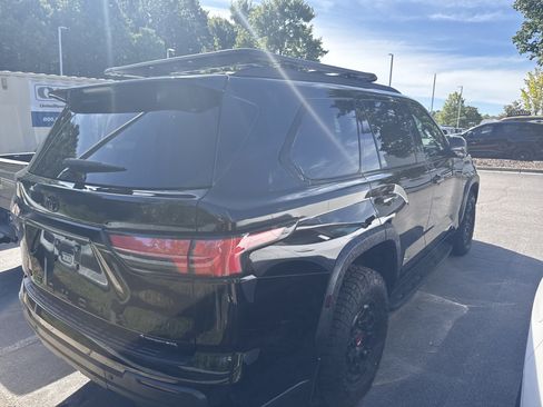 Used 2025 Toyota Sequoia TRD Pro AWD/4WD image 7