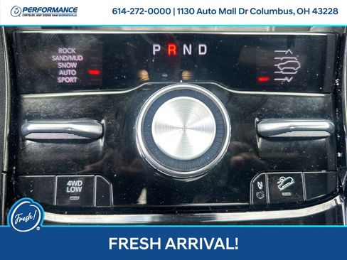 Used 2023 Jeep Grand Cherokee L Overland w/ Advanced Protech Group III AWD/4WD image 21