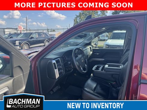 Used 2017 Chevrolet Silverado 1500 LT w/ All Star Edition AWD/4WD image 8