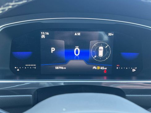 Used 2022 Volkswagen Tiguan SE image 25