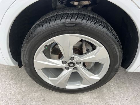 Used 2022 Audi Q5 2.0T Premium Plus w/ Premium Plus Package image 11