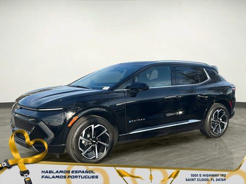 Certified 2025 Chevrolet Equinox EV LT image 2