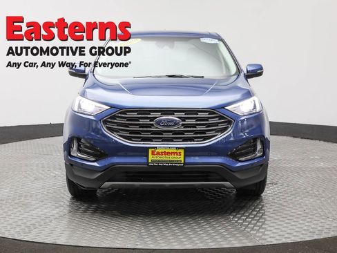 Used 2024 Ford Edge Titanium AWD/4WD image 2