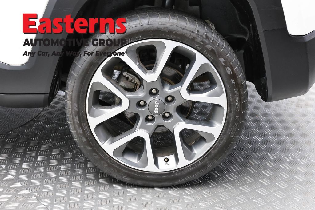 Used 2022 Jeep Renegade Limited w/ Sun, Sound & Wheels Group AWD/4WD image 10