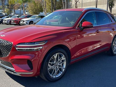 Used 2025 Genesis GV70 2.5T image 13