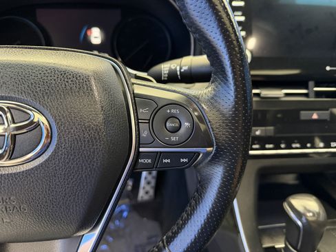 Used 2019 Toyota Avalon XSE w/ All Weather Liner Package FWD image 17
