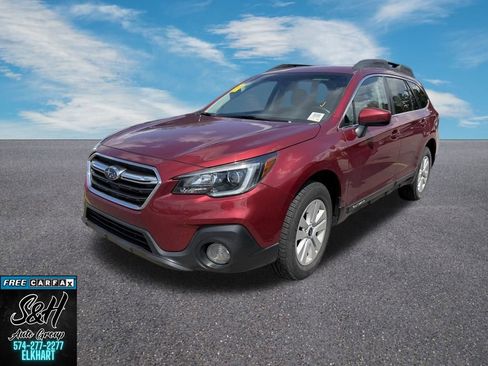 Used 2018 Subaru Outback 2.5i Premium image 3