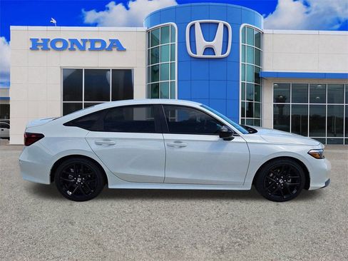 New 2026 Honda Civic Sport image 2