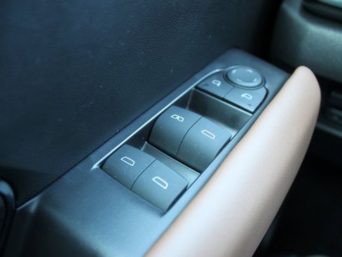 Used 2024 GMC Canyon AT4 w/ Canyon Safety Plus Package image 12