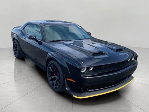 Used 2023 Dodge Challenger SRT Hellcat RWD image 3