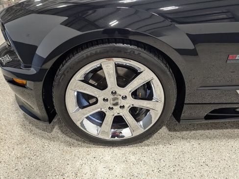 Used 2006 Ford Mustang GT Premium RWD image 9