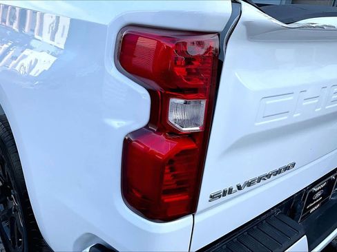 Used 2023 Chevrolet Silverado 1500 Custom image 27