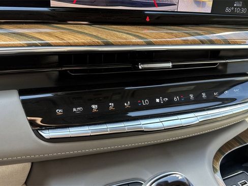 Used 2021 Cadillac Escalade Sport Platinum w/ Heavy-Duty Trailer Package image 52