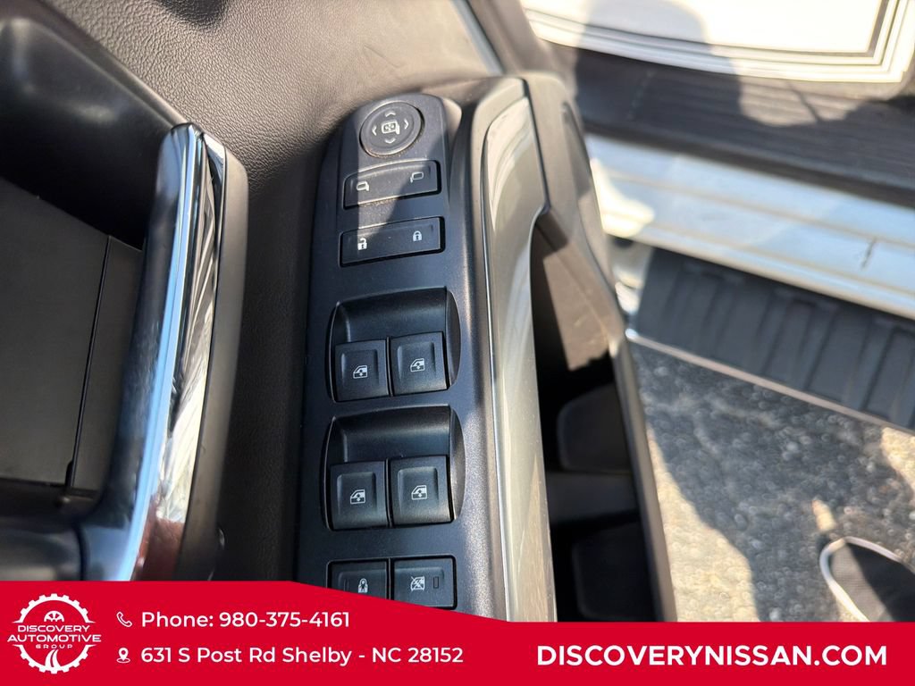 Used 2015 Chevrolet Silverado 2500 LT AWD/4WD image 10