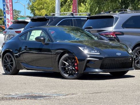 New 2026 Toyota GR86 Premium w/ Performance Package RWD image 2