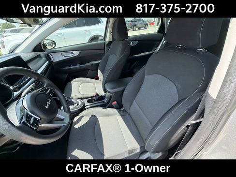 Certified 2024 Kia Forte LXS FWD image 15