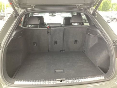 Used 2023 Audi Q3 2.0T Premium image 11