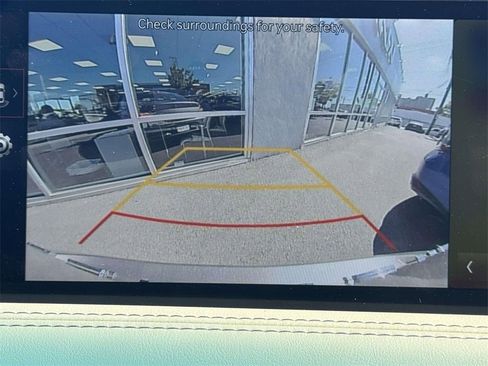 Used 2025 Genesis G70 2.5T image 26