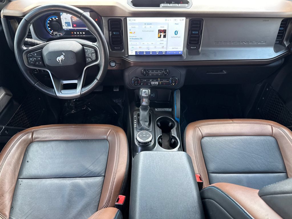 Used 2022 Ford Bronco Outer Banks AWD/4WD image 11