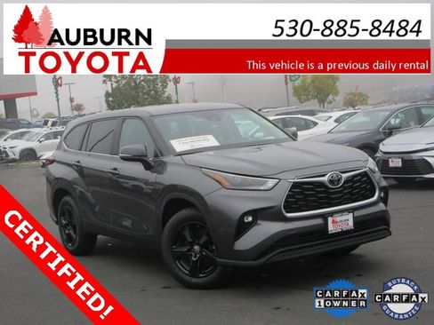 Certified 2024 Toyota Highlander LE image 1