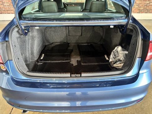 Used 2016 Volkswagen Jetta SEL image 4