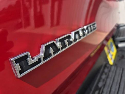Used 2022 RAM 1500 Laramie AWD/4WD image 9