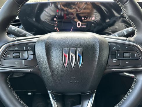 Used 2024 Buick Encore GX Preferred FWD image 30