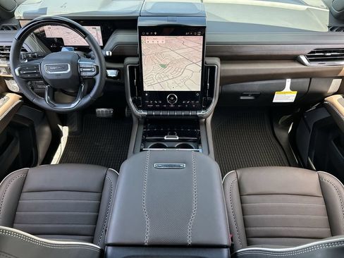 New 2026 GMC Yukon Denali Ultimate AWD/4WD image 21