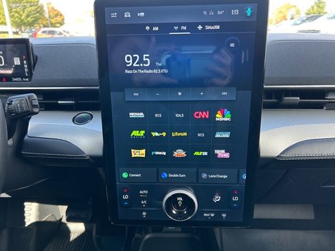 Used 2021 Ford Mustang Mach-E Select image 25