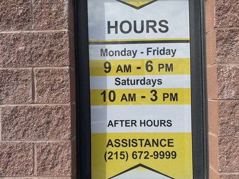 Used 2011 Dodge Charger Police w/ Convenience Group I image 40