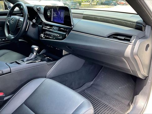Used 2024 Lexus ES 350 w/ Premium Package image 19