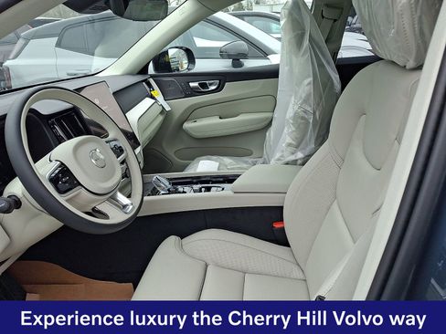 New 2026 Volvo XC60 T8 Ultra w/ Protection Package Premier AWD/4WD image 10